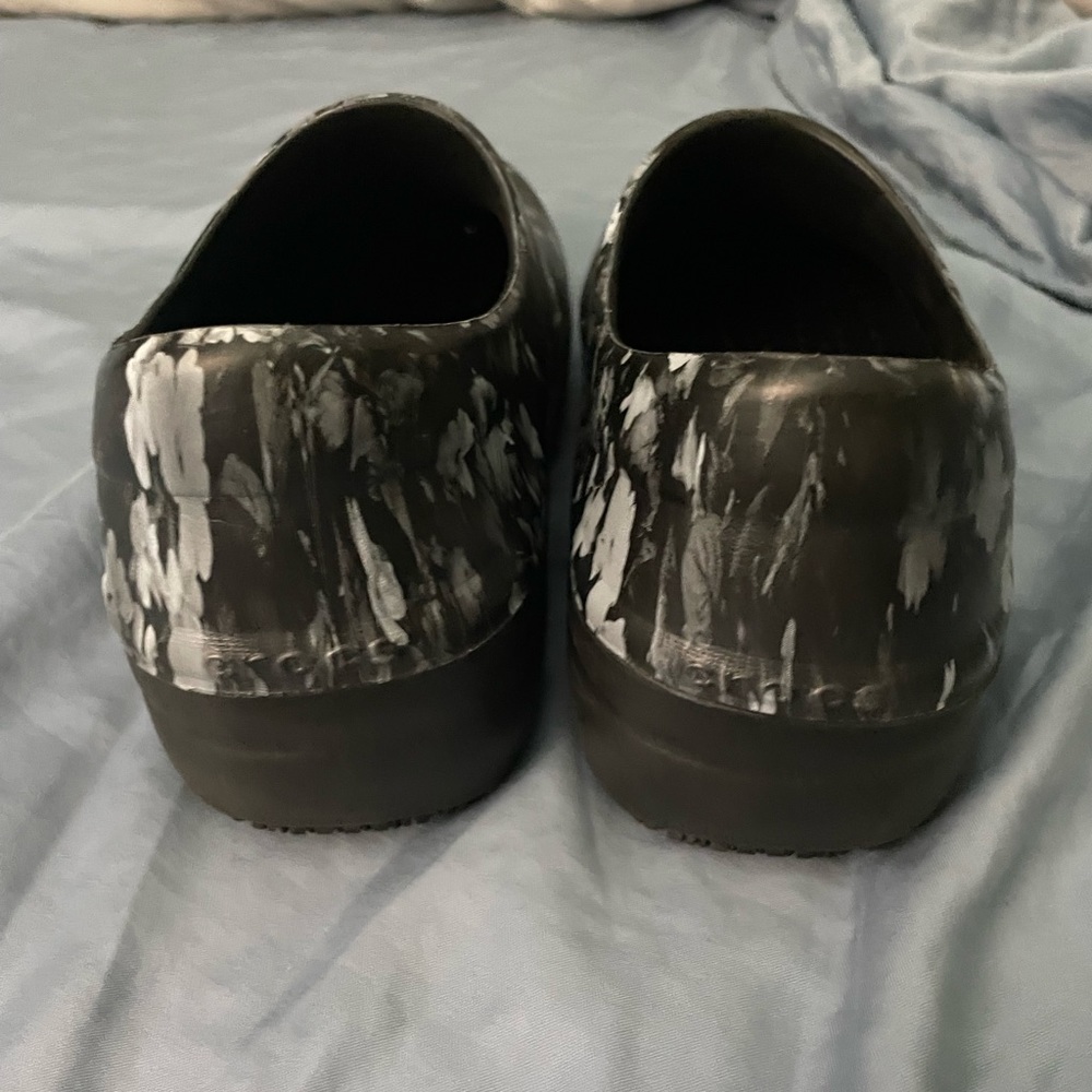 Crocs clogs 9 practically new - Picture 5 of 6